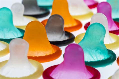 Blowjob ohne Kondom gegen Aufpreis Bordell Hallein